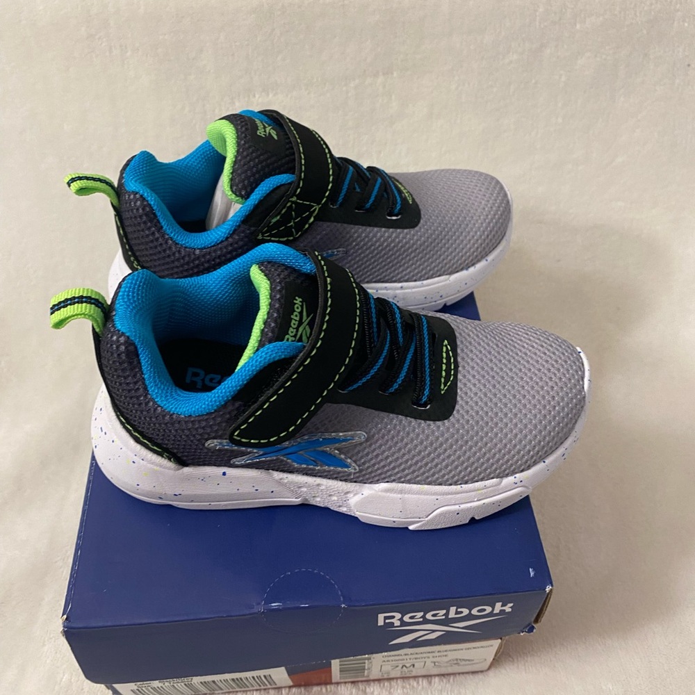 Reebok Toddler Boy Sneakers size 7